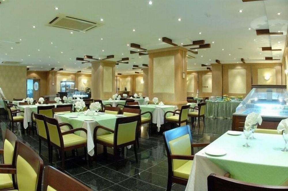 Al Muntazah Plaza Hotel Image 16